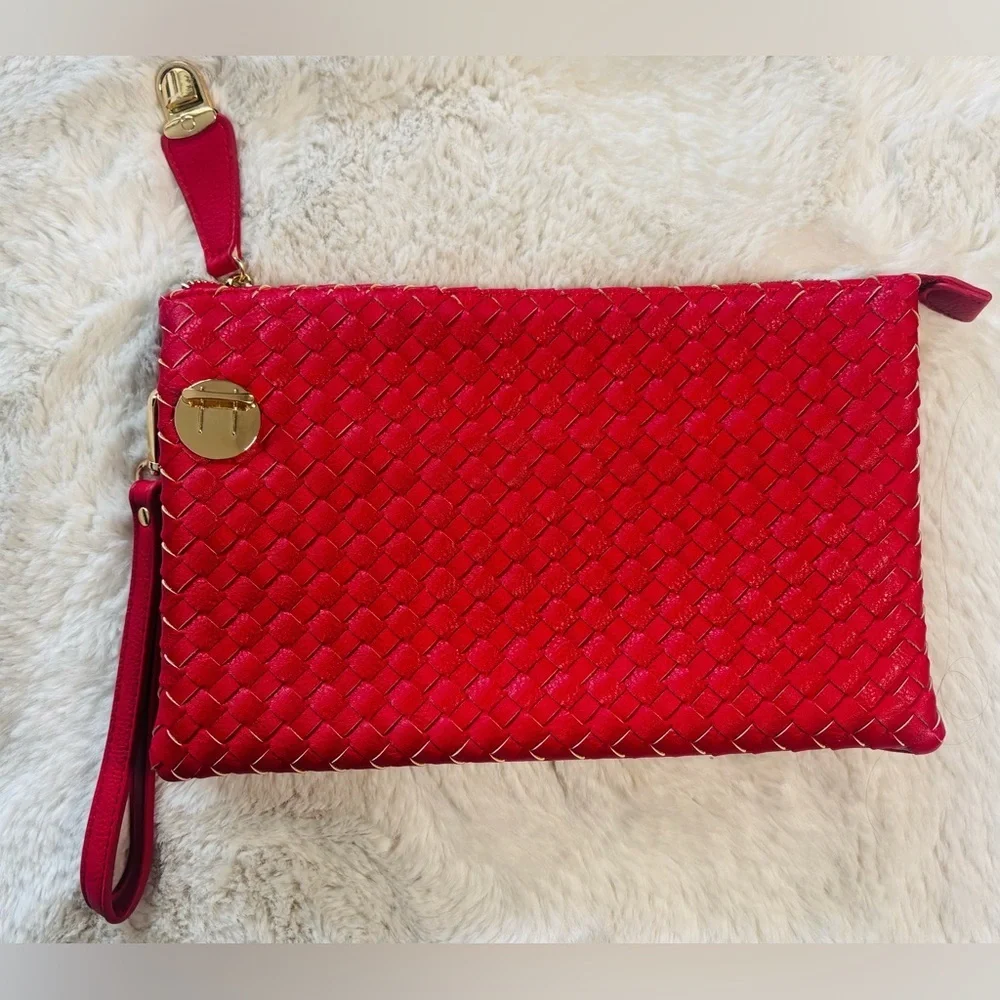 🔥Red Vegan Leather Weaved Clutch/ Crossbody Bag Purse with Gold Hardware🔥